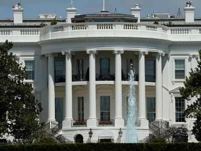 Белый дом пригрозил вето на отмену здравоохранения Белый дом пригрозил вето на отмену здравоохранения